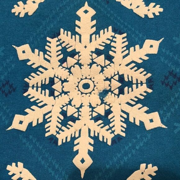 California Lifestyles vintage snowflake sweatshirt white featured in puff paint - Picture 4 of 10